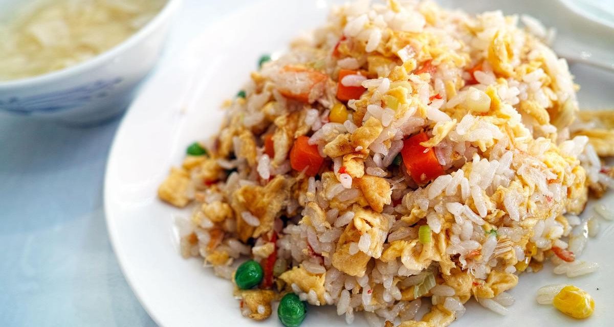 Nasi Goreng Ala Warung Tegal Yang Wangi Dan Kaya Rasa