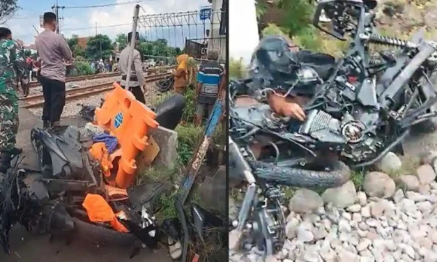 Terobos Perlintasan, Pemotor Tewas Di Sambar KA Di Kalideres
