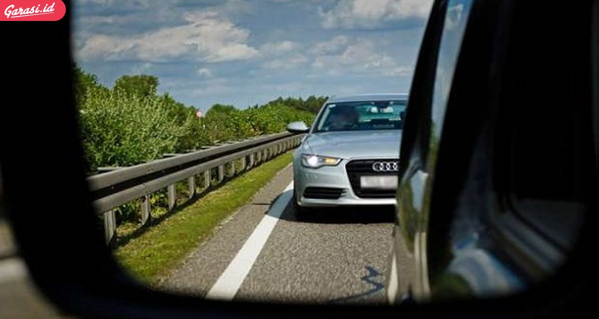 Kaca Spion Di Kendaraan Mobil Dan Juga Beberapa Fungsinya