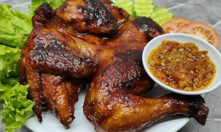 Kuliner Ayam Bakar, Sajian Klasik Yang Selalu Menggugah Selera