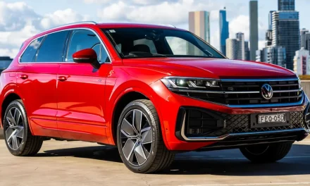 Volkswagen Touareg SUV Premium Dengan Teknologi Canggih
